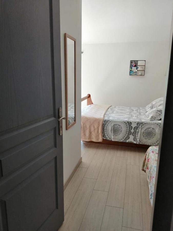 Les Gremilles Bed & Breakfast Bassoncourt Eksteriør bilde